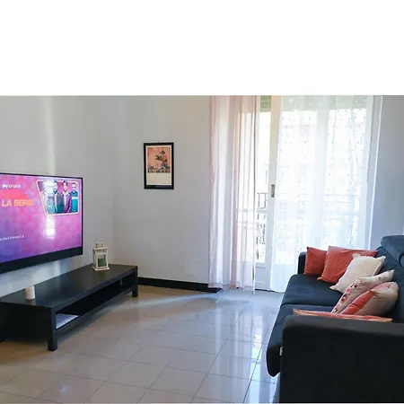 La Casa Dilu Moderno Trilocale E Ampio Terrazzo * גרוגליאסקו